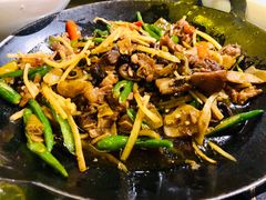 -舌尖上的食缘花园主题餐厅
