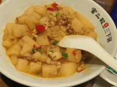 -富正毅三下锅·湘西韵味(天门山索道店)