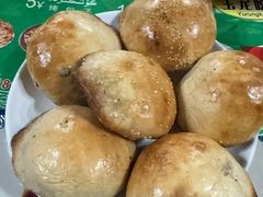-玉龙喀什有名爱可德木烤包子