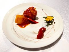 菠萝咕噜明虾丸子-涵苑私宴定制(外滩店)