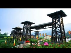-黄金寨原生态旅游区
