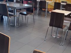 -麦当劳(深圳北站高铁店)