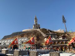 -采薇庄园四季滑雪场