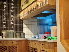 -馋三尺蟹粉小笼(人民广场店)