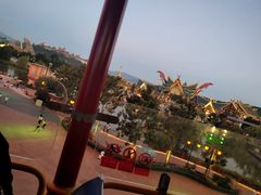 -七彩云南欢乐世界