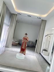 -禕·愫白婚纱商店