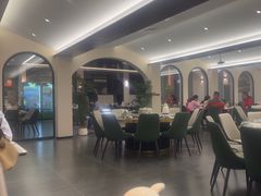 -何适山庄 ·可团建(水长城P2停车场店)