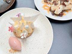 太妃香蕉和惠特克海盐和焦糖脆-Ocean's Table 欧舍