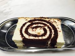 白巧克力瑞士卷-Awfully Chocolate(来福士广场店)