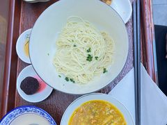 -百年老字号·观振兴蟹黄面·三虾面·苏式面(观前街富仁坊巷店)