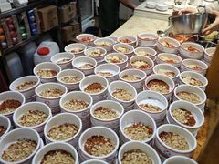 -牛华周记麻辣烫起源店