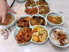 -晓宇盒饭(民安街店)