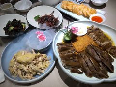 盐焗手撕鸡-尚一汤·粤菜海鲜(环球港店)