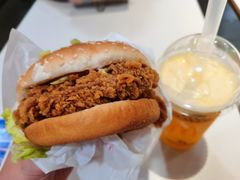 麦辣鸡腿汉堡-麦当劳(曲阳店)