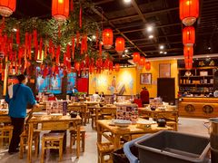 大堂-满园烤鸭·春饼(华强广场店)