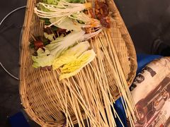 -马路边边串串香(延庆环球新意广场店)