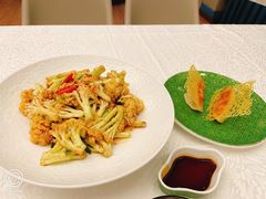 -品海楼·大连海胆锅贴馆(东港店)