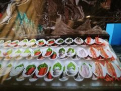 -雍容荟帝王蟹活龙虾展台自助(IFS黑金店)
