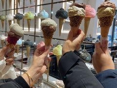 -VENCHI 闻绮(上海佛罗伦萨小镇店)