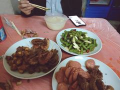 -蓝精灵饺子店