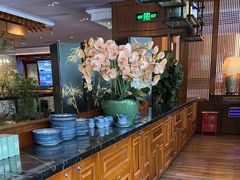 -八府香鸭·啫啫煲(华山路店)