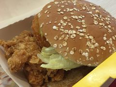 -肯德基(珠峰店)