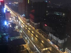 -武汉武昌站街道口华美达安可酒店
