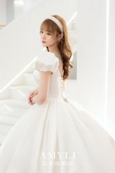-艾米丽婚纱礼服