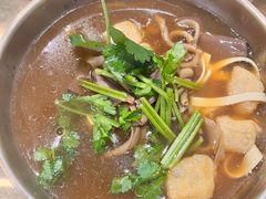 鸭血粉丝汤-龍堂蟹黄小笼包(万家丽店)