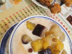 -广信牛奶甜品世家(台东店)