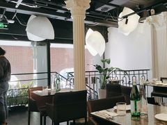 -LESCEDARS Brasserie Bistro香柏树