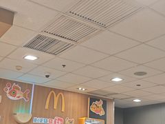 -麦当劳(宝山大厦店)