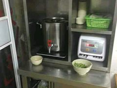 -佬钱湾仔(衣裳街店)