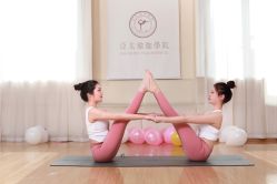 -亚太瑜伽普拉提学院