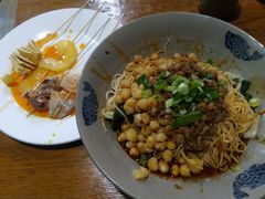-丁丁猫重庆小面(徐州路店)