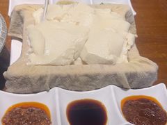 -95号酱骨·一块豆腐(展春园西路店)