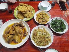 -芦茨金富饭庄·25年老字号·专做稻草鸡