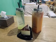 -藏猫猫咖啡主题馆(中央大道店)