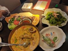 -大头虾越式风味餐厅(光明广场店)