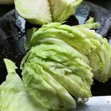 牛心菜搭配自制鲜肉小丸子，简单容易做