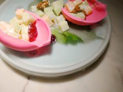 桃之韵鲜果沙拉-韵秋荷(宝山龙湖天街店)
