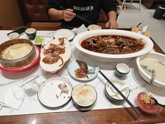 -梅利汴京烤鸭•开封豫菜地标店(东大街店)