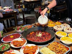 -萍姐火锅·公路夜市(武汉首店)