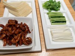 -娜仁图雅蒙古美食村(33小镇店)