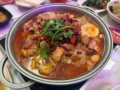 -彭记铁锅肥肠(东四总店)