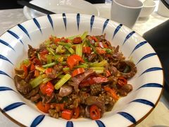 -阿瓦山寨·湘菜现炒·剁椒鱼头王(咸阳总店)
