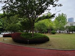 -中共上海市委党校 上海行政学院