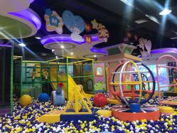 -菲菲羊乐园(临平银泰城店)