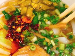 -覃肥叔桂林米粉(粮道街店)