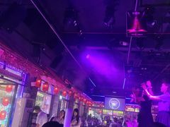-喜鹊音乐酒馆(西街店)